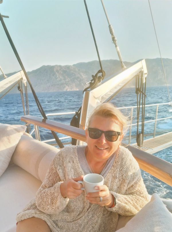 Feryal Arman Feryal Arman